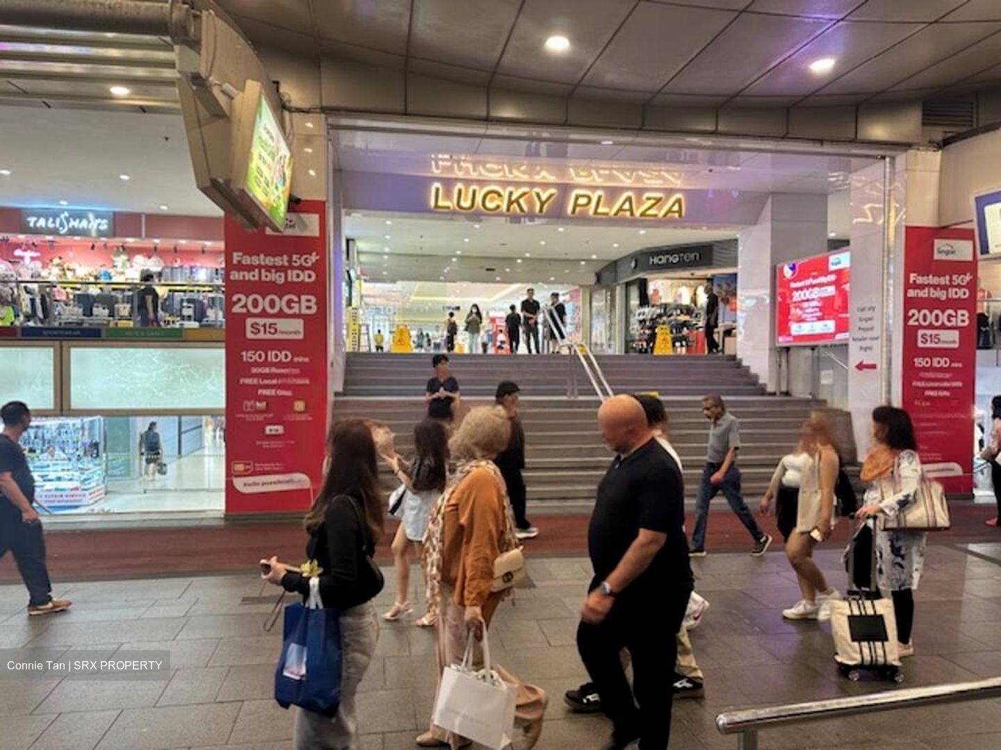 Lucky Plaza (D9), Shop House #476975841